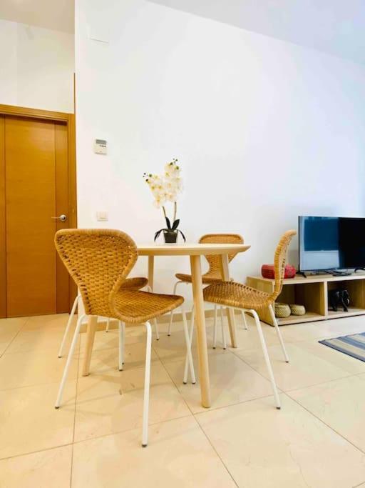 Stylish Apartment With Terrace On The Beachfrom Valencia Exterior photo